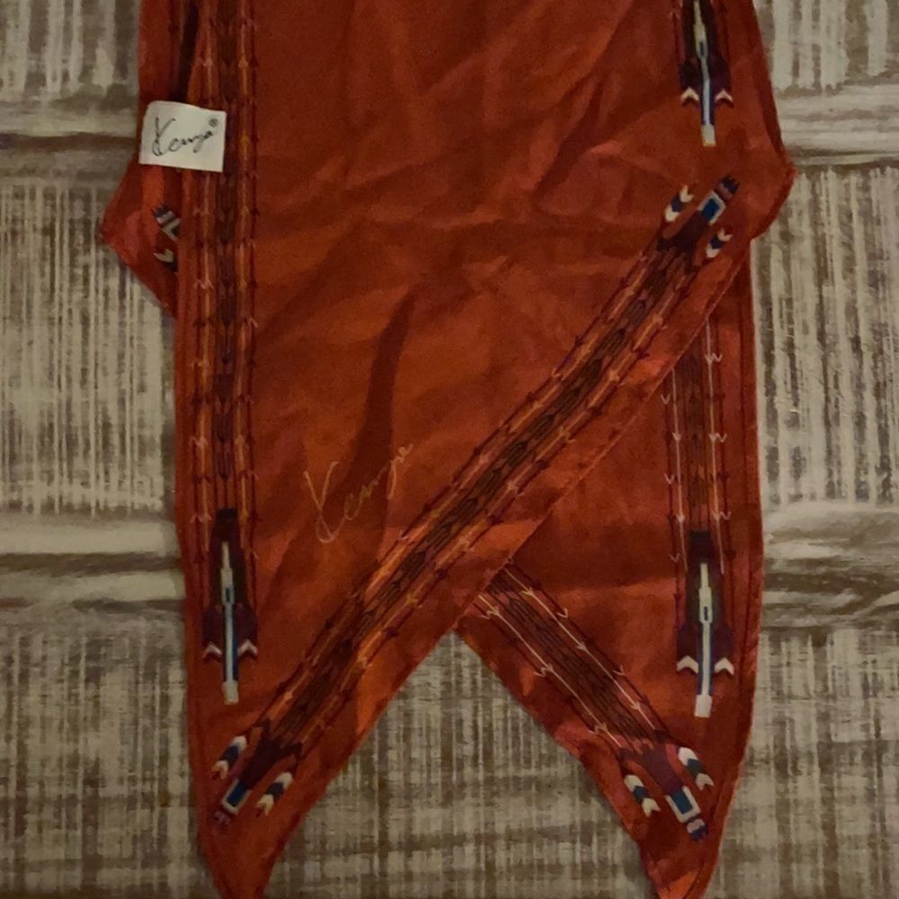 Kenya XIIX Karat 100% Vintage Scarf 163